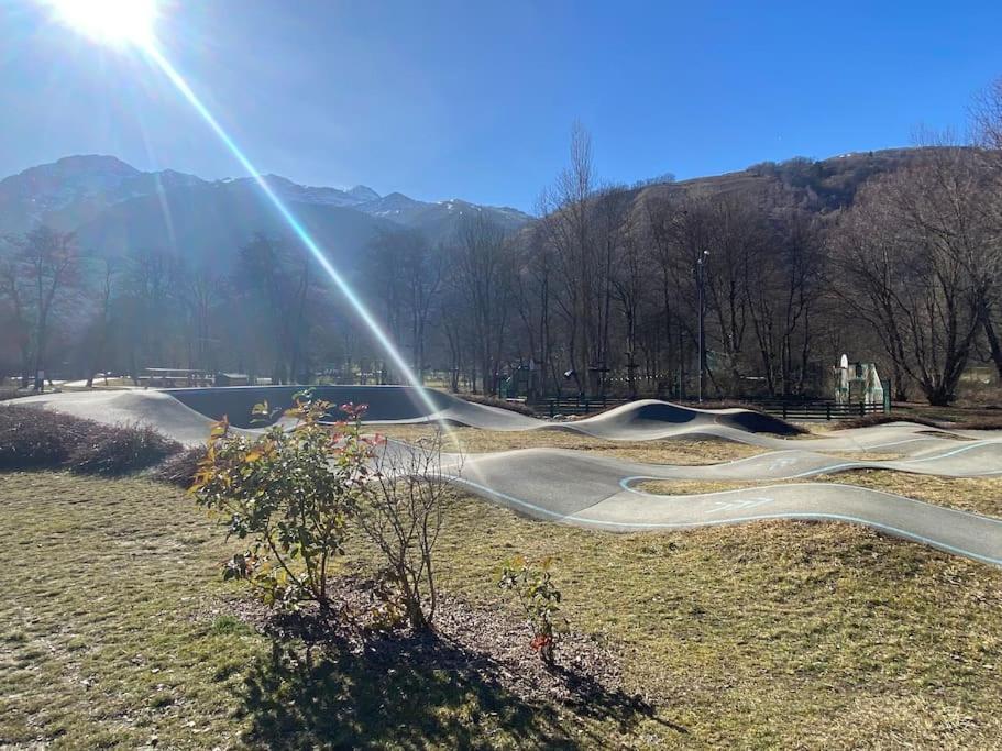 Charmant T4 Duplex Vue Montagne Loudenvielle Zewnętrze zdjęcie